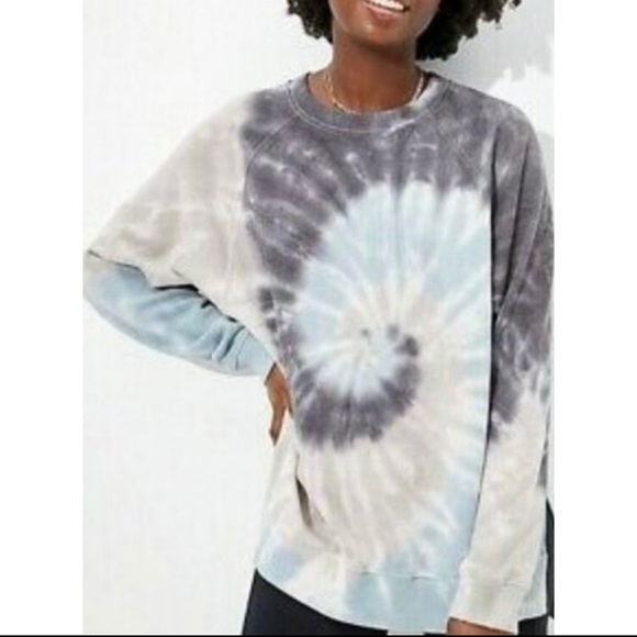 American Eagle Outfitters Tops - American Eagle Jegging Fit Tie Dye Oversized Sweatshirt XL